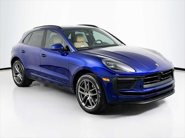 Photo of 2024 GENTIAN BLUE Porsche Macan