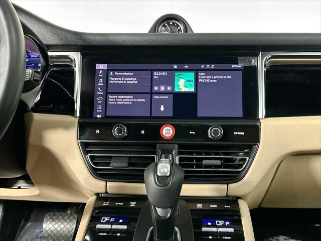 Photo of 2024 GENTIAN BLUE Porsche Macan