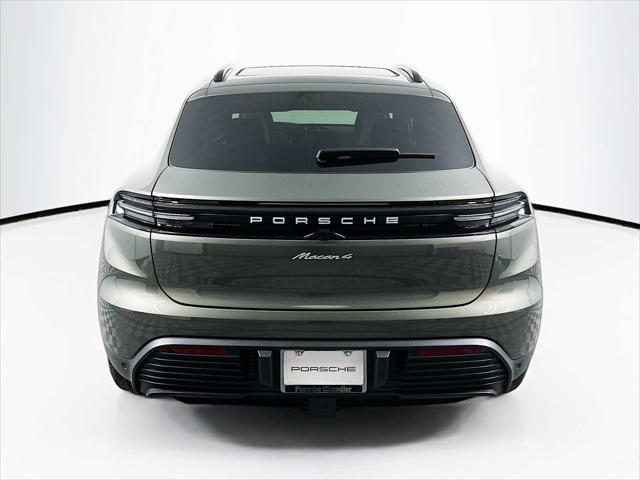 Photo of 2024 Aventurine Green Metallic Porsche Macan