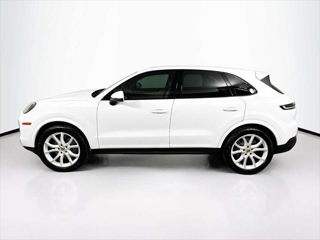 Photo of 2024 Carrara White Metallic Porsche Cayenne