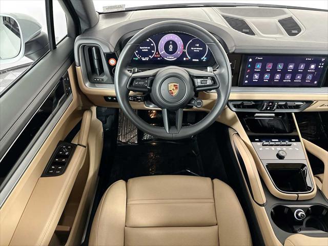 Photo of 2024 Carrara White Metallic Porsche Cayenne