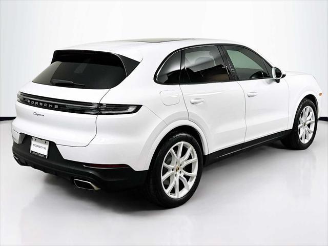 Photo of 2024 Carrara White Metallic Porsche Cayenne