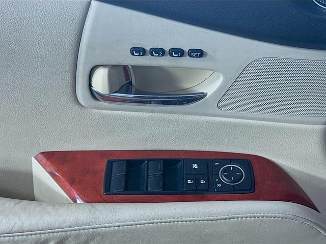 Photo of 2010 Truffle Mica Lexus RX 350