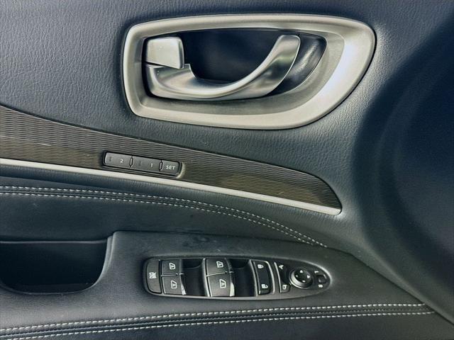 Photo of 2019 Black Obsidian INFINITI QX60