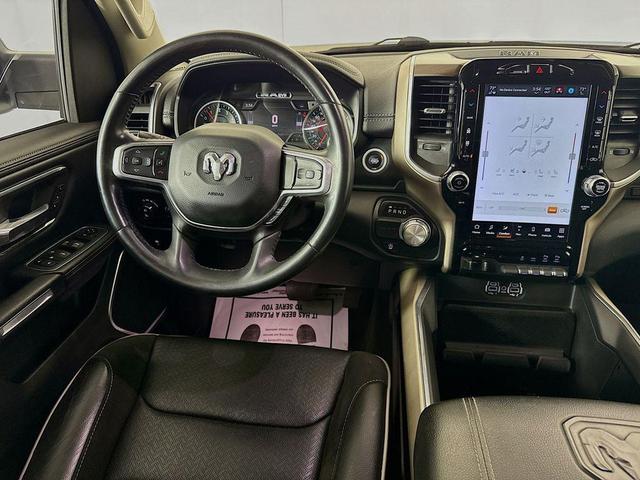Photo of 2022 Bright White Clearcoat RAM 1500
