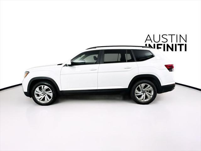 Photo of 2022 Pure White Volkswagen Atlas
