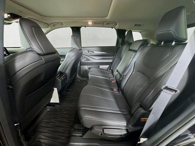 Photo of 2026 Gray INFINITI QX60