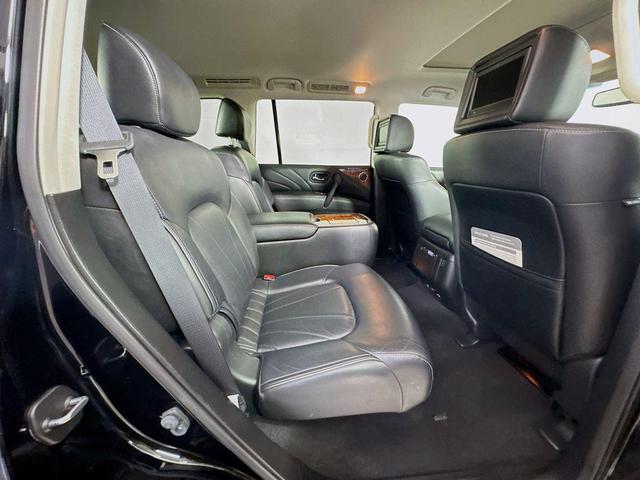Photo of 2016 Black Obsidian INFINITI QX80