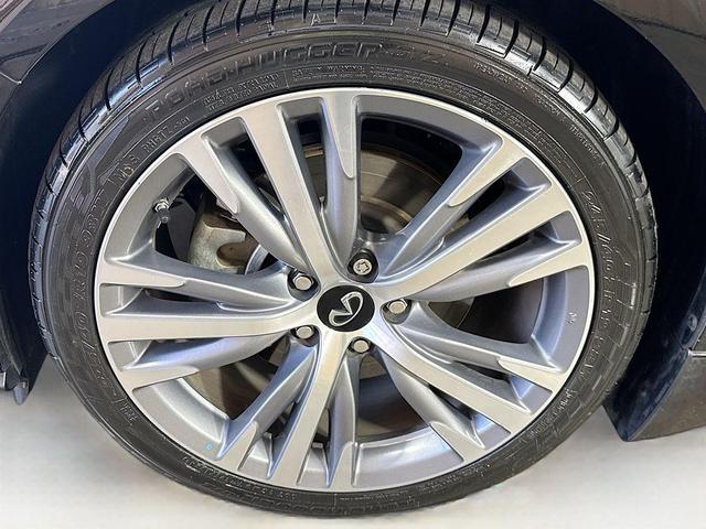 Photo of 2021 Black Obsidian INFINITI Q50