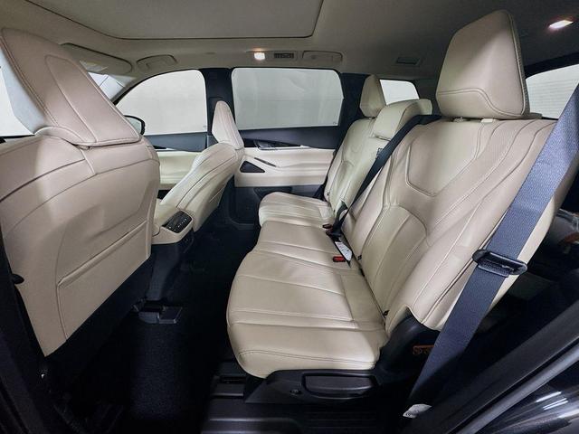 Photo of 2025 Mineral Black INFINITI QX60