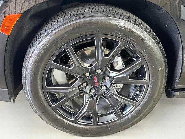 Photo of 2023 Onyx Black GMC Yukon