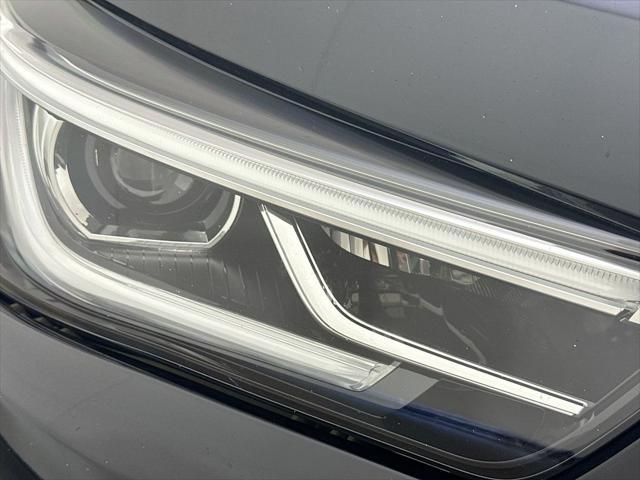 Photo of 2019 Black Obsidian INFINITI QX80