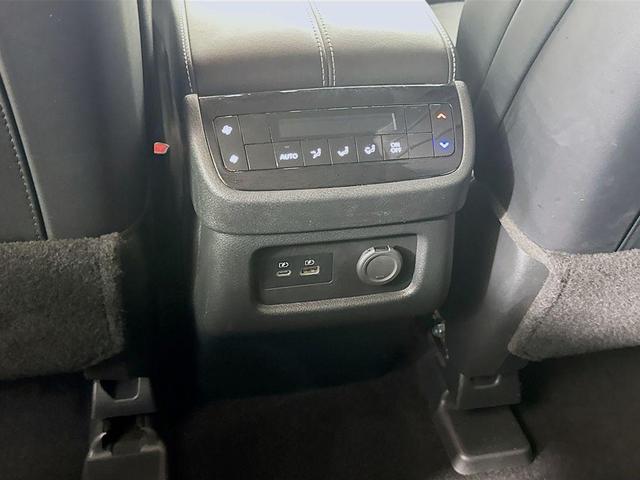 Photo of 2024 Warm Titanium INFINITI QX60