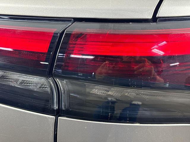 Photo of 2024 Warm Titanium INFINITI QX60