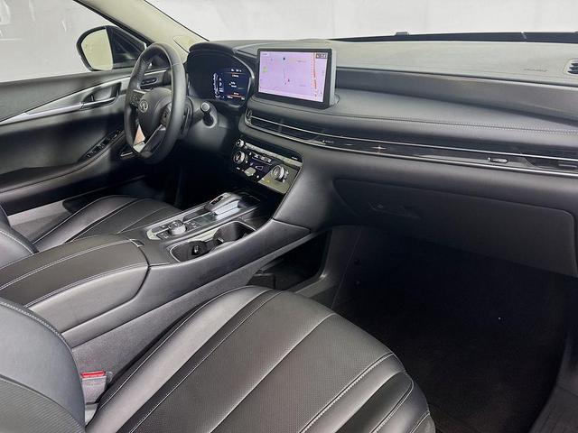 Photo of 2024 Warm Titanium INFINITI QX60
