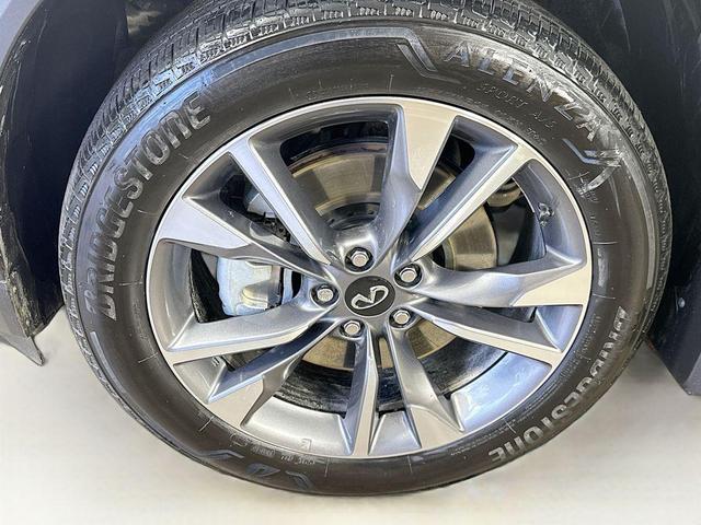 Photo of 2024 Warm Titanium INFINITI QX60