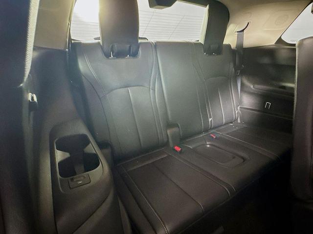 Photo of 2024 Warm Titanium INFINITI QX60