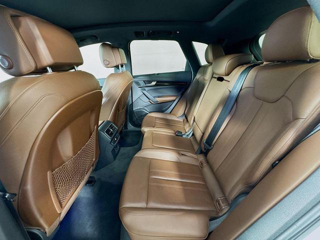 Photo of 2018 Ibis White Audi Q5