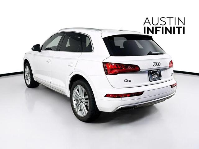 Photo of 2018 Ibis White Audi Q5