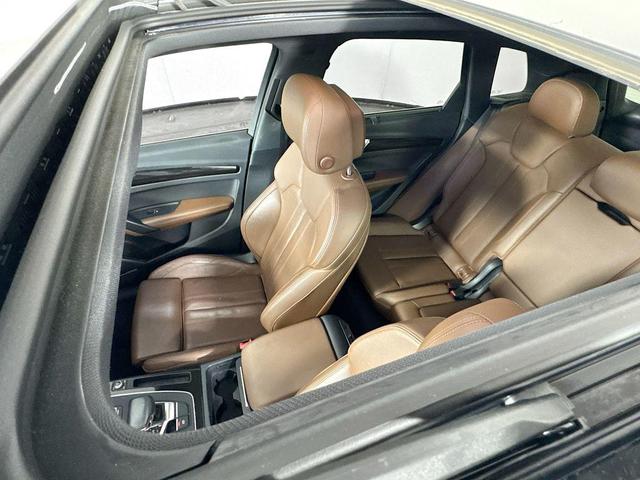 Photo of 2018 Ibis White Audi Q5