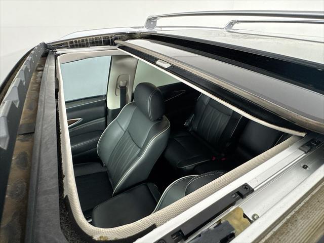 Photo of 2019 Black Obsidian INFINITI QX60