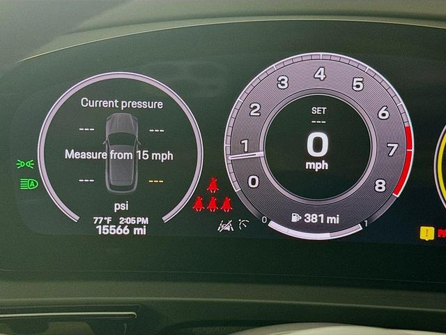 Photo of 2024 Sepia Porsche Cayenne