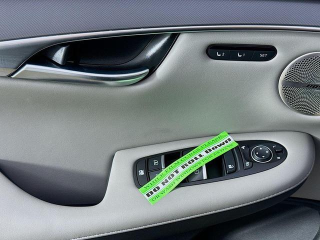 Photo of 2025 Black Obsidian INFINITI QX50