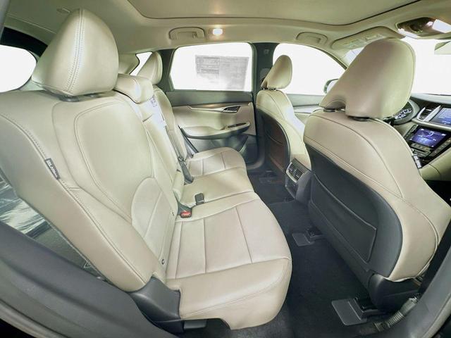 Photo of 2025 Black Obsidian INFINITI QX50