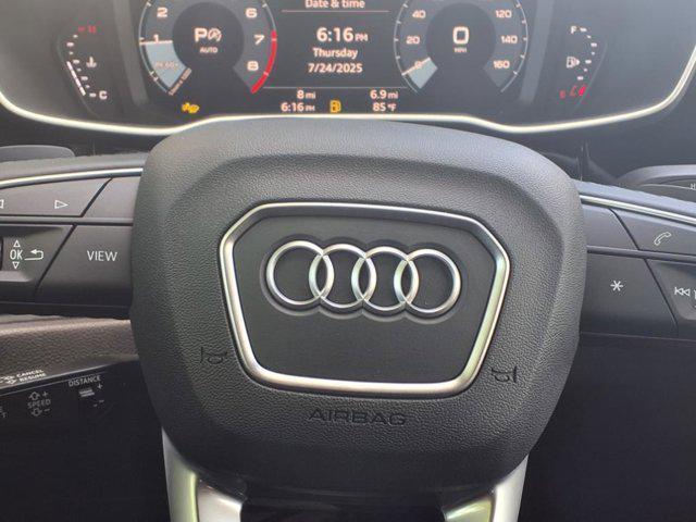 Photo of 2025 White Audi Q3
