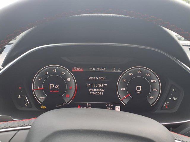 Photo of 2025 White Audi Q3