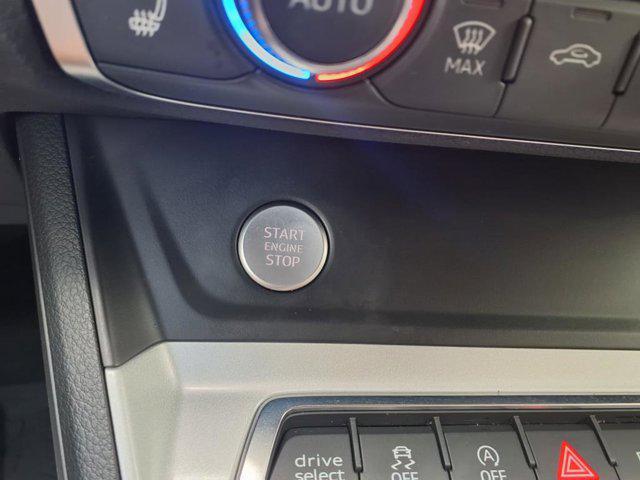Photo of 2020 White Audi Q3