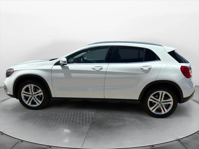 Photo of 2019 Polar White Mercedes-Benz GLA 250