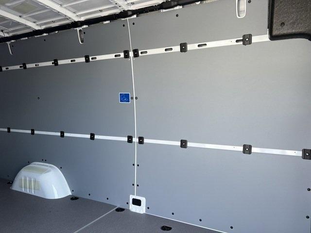 Photo of 2023 White Mercedes-Benz Sprinter 2500