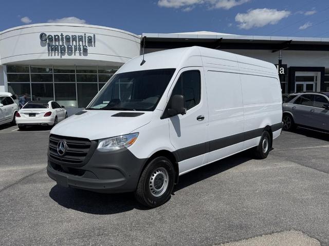 Photo of 2025 White Mercedes-Benz Sprinter 2500