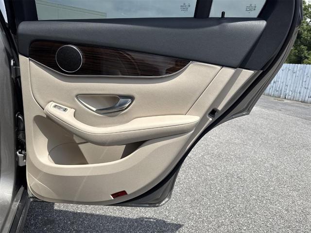 Photo of 2021 Mojave Silver Metallic Mercedes-Benz GLC 300
