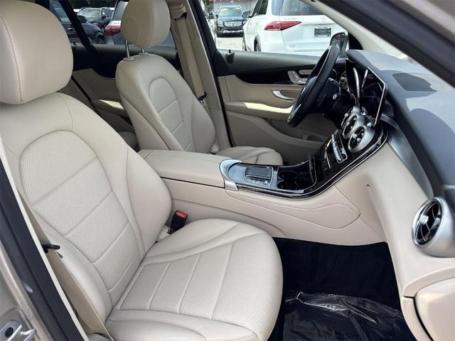 Photo of 2021 Mojave Silver Metallic Mercedes-Benz GLC 300