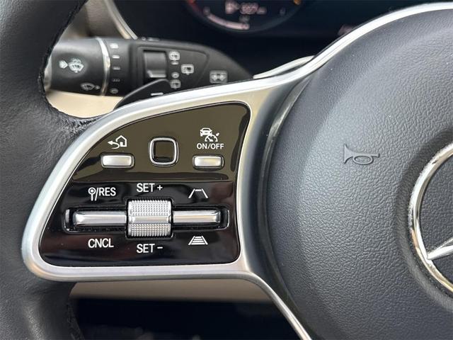 Photo of 2021 Mojave Silver Metallic Mercedes-Benz GLC 300