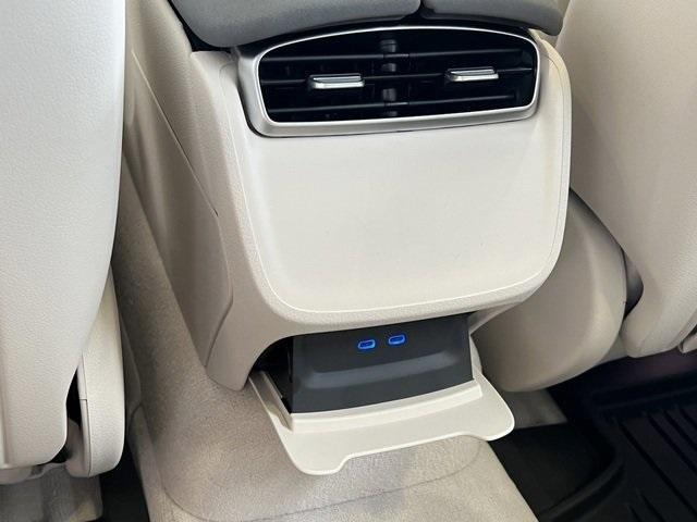 Photo of 2022 White Mercedes-Benz EQS 450+
