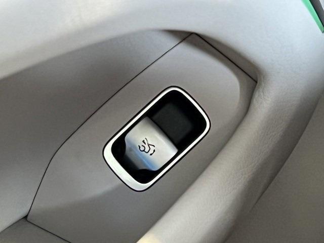 Photo of 2022 White Mercedes-Benz EQS 450+