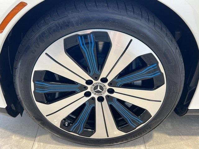 Photo of 2022 White Mercedes-Benz EQS 450+