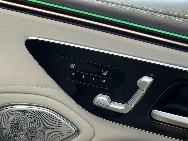 Photo of 2022 White Mercedes-Benz EQS 450+