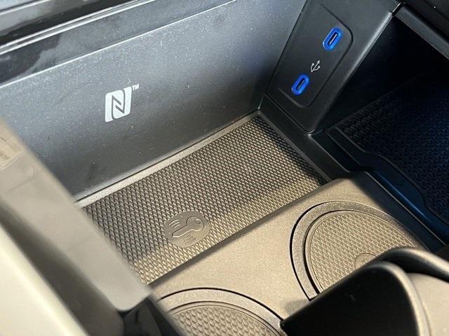Photo of 2022 White Mercedes-Benz EQS 450+