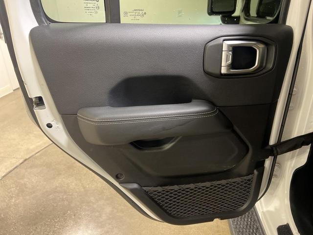 Photo of 2019 Bright White Clearcoat Jeep Wrangler Unlimited
