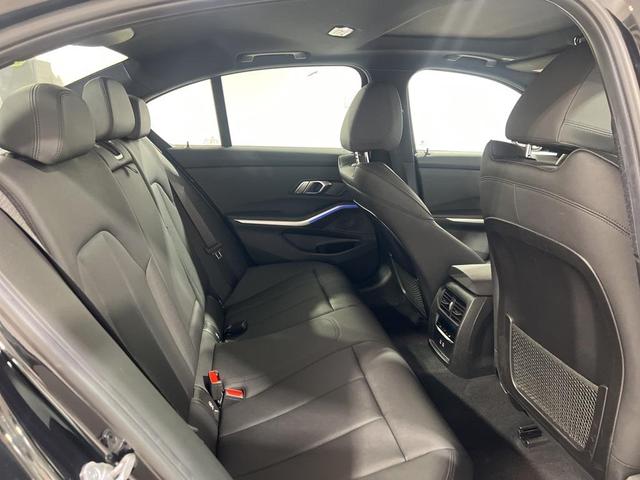 Photo of 2021 Black Sapphire Metallic BMW M340