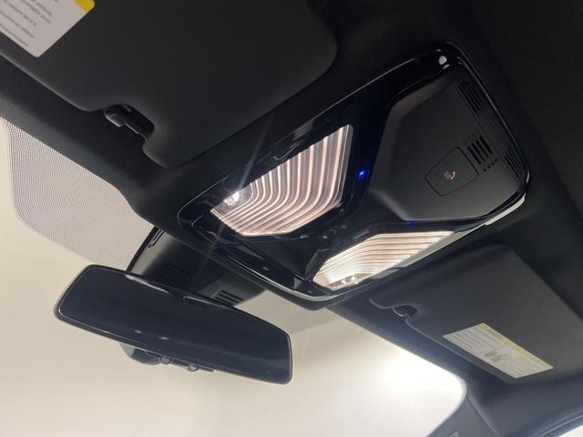 Photo of 2021 Black Sapphire Metallic BMW M340