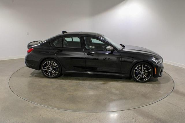 Photo of 2021 Black Sapphire Metallic BMW M340