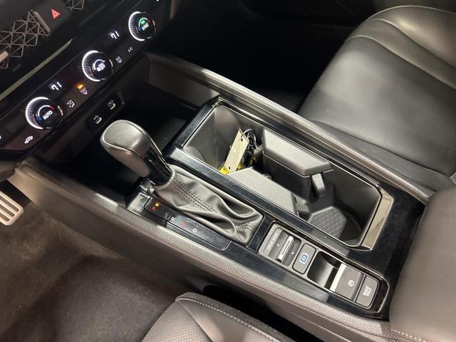 Photo of 2023 Platinum White Pearl Honda Accord Hybrid