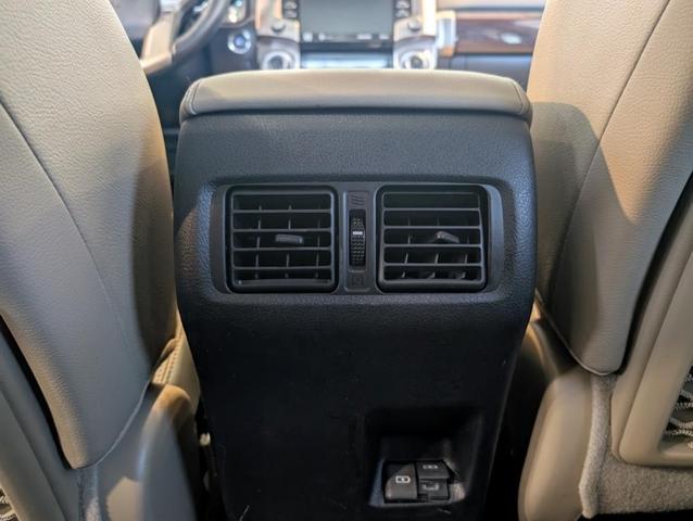 Photo of 2023 Blizzard Pearl Toyota 4Runner