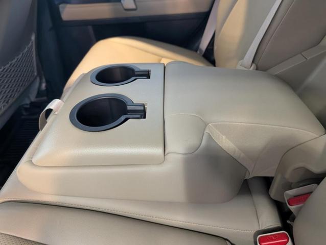 Photo of 2023 Blizzard Pearl Toyota 4Runner