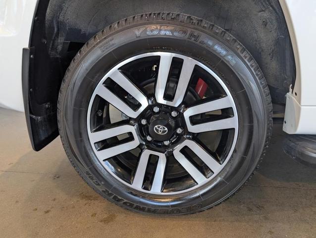 Photo of 2023 Blizzard Pearl Toyota 4Runner